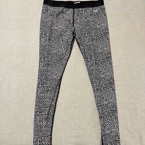 Nike Black and White Leggings Size XL